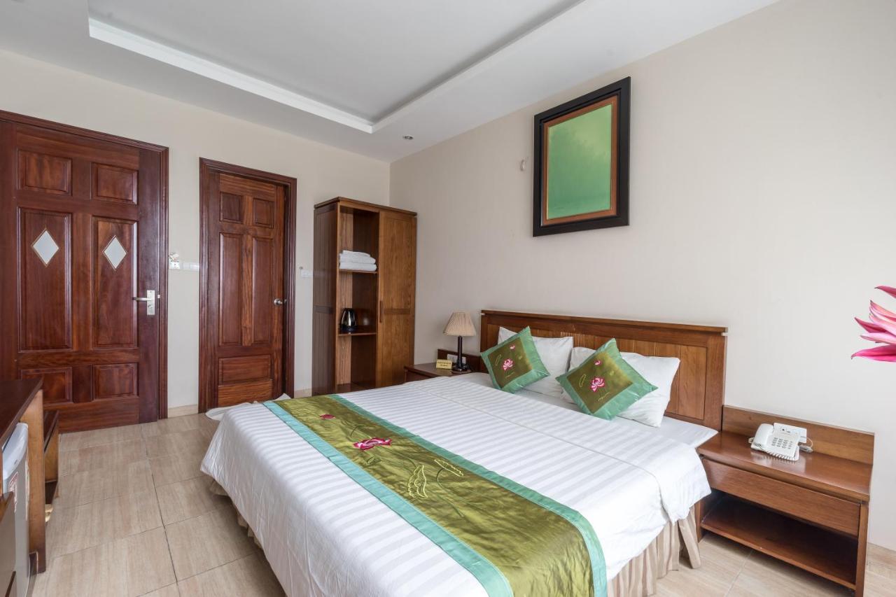Ngan Ha Hotel Long Bien Hanoi Exterior photo